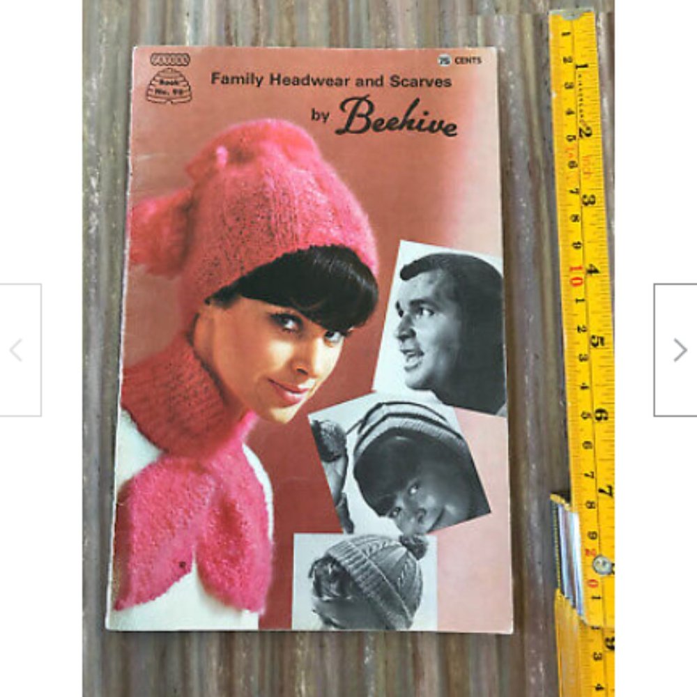 Vtg Family Headwear & Scarves by Beehive Patons 98 Knitting Pattern Booklet